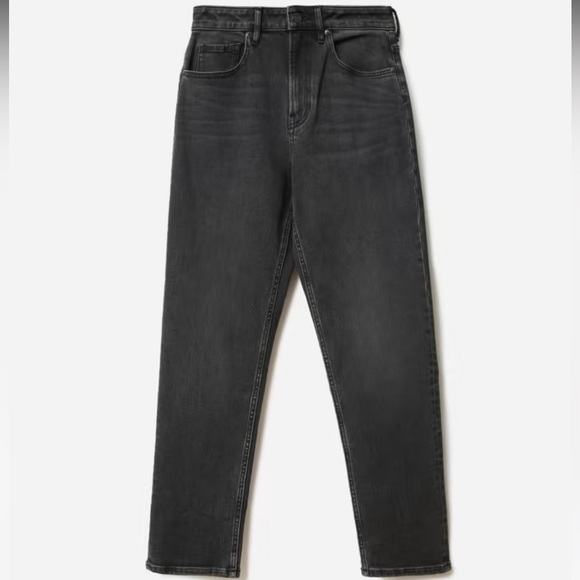 Everlane Curvy Cheeky Jean - Picture 3 of 6